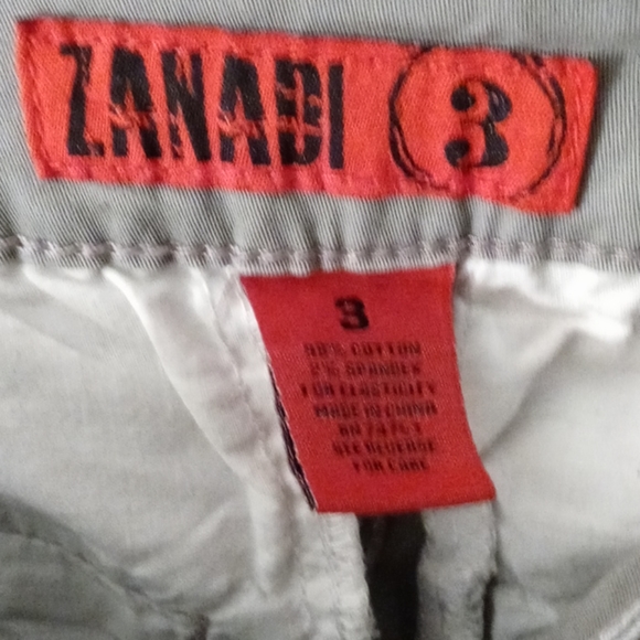 Jeans - Picture 3 of 4